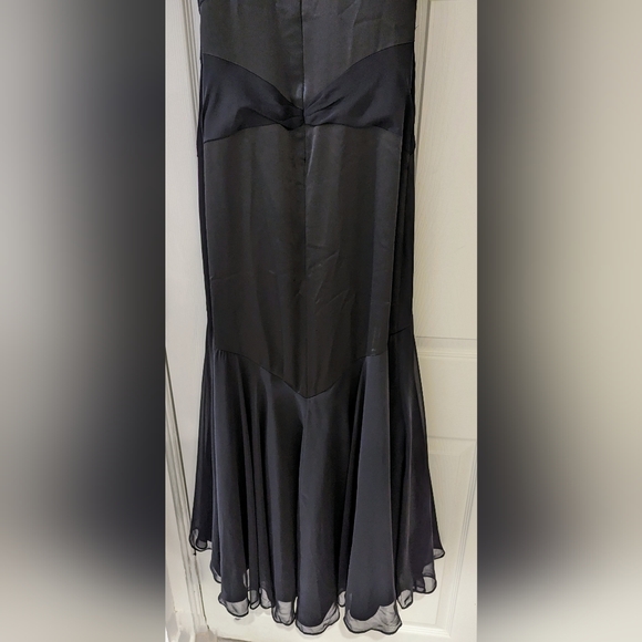 Amazing RARE Vera Wang Black Formal Gown - Picture 2 of 5